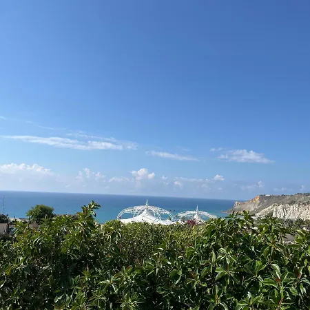 Affittacamere Petraleuka 3*
